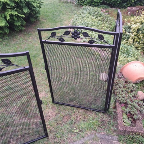 Garden fence metal wire - garden,